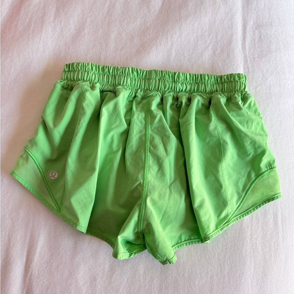 lululemon hotty hot bright green Shorts